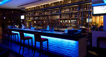 Live In Rendezvous Bar